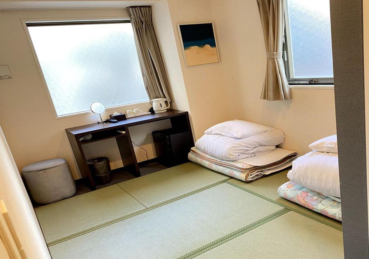 Floral Hotel - Sakaisuji-Honmachi Осака Экстерьер фото